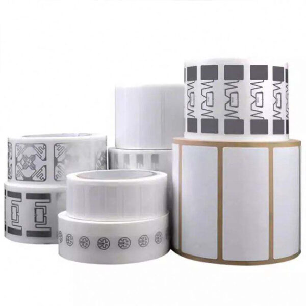 Dual-Frequency RFID Laundry Tag for Linen Tracking