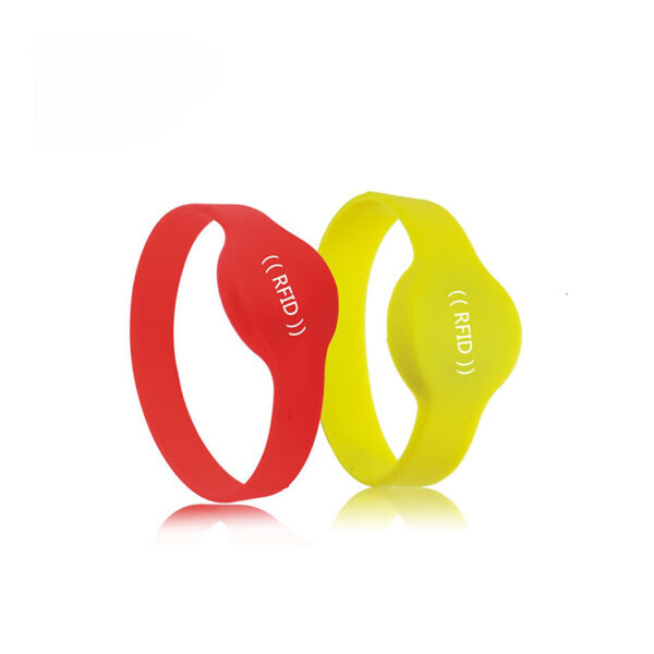 HF NFC UHF RFID Laundry Tag for Workwear (2) HF NFC UHF RFID Laundry Tag for Workwear