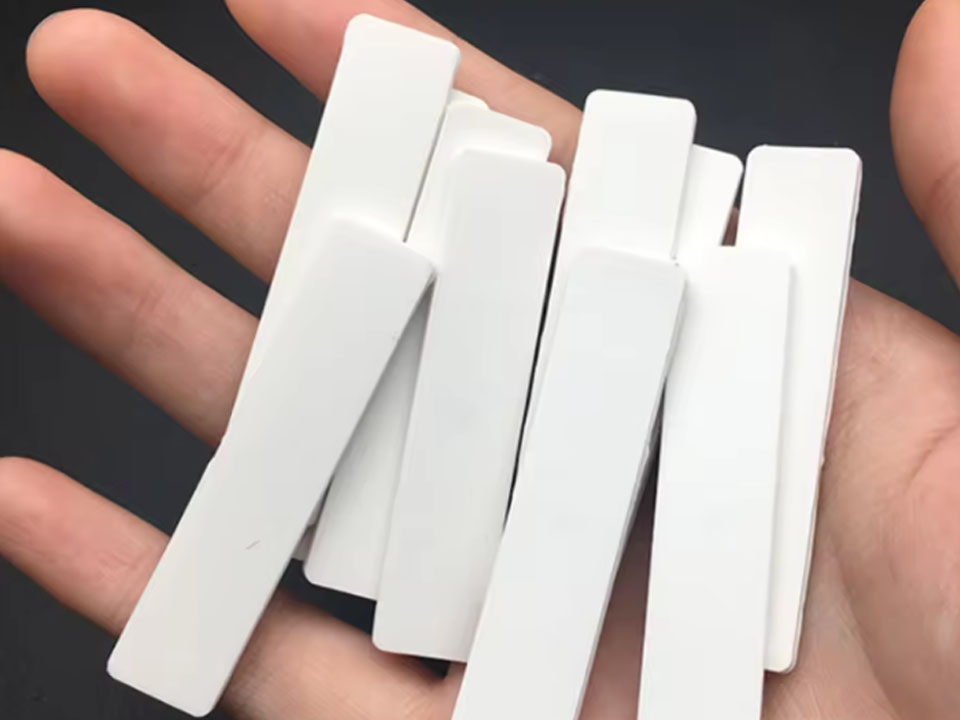 Why This RFID Laundry Tag Design Outperforms Standard Labels 3 RFID Laundry Tags